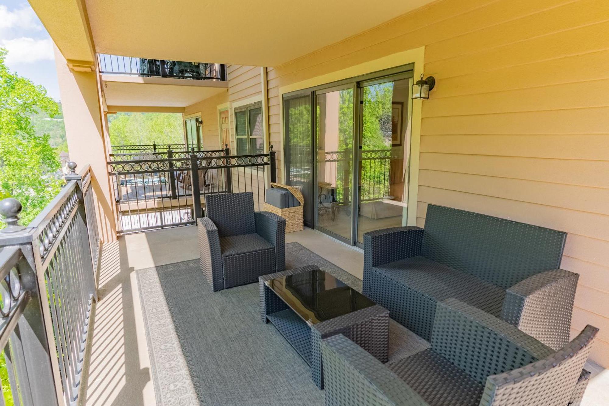 Luxurious Condo, Pool, Fireplace, Hiking 개틀린버그 외부 사진