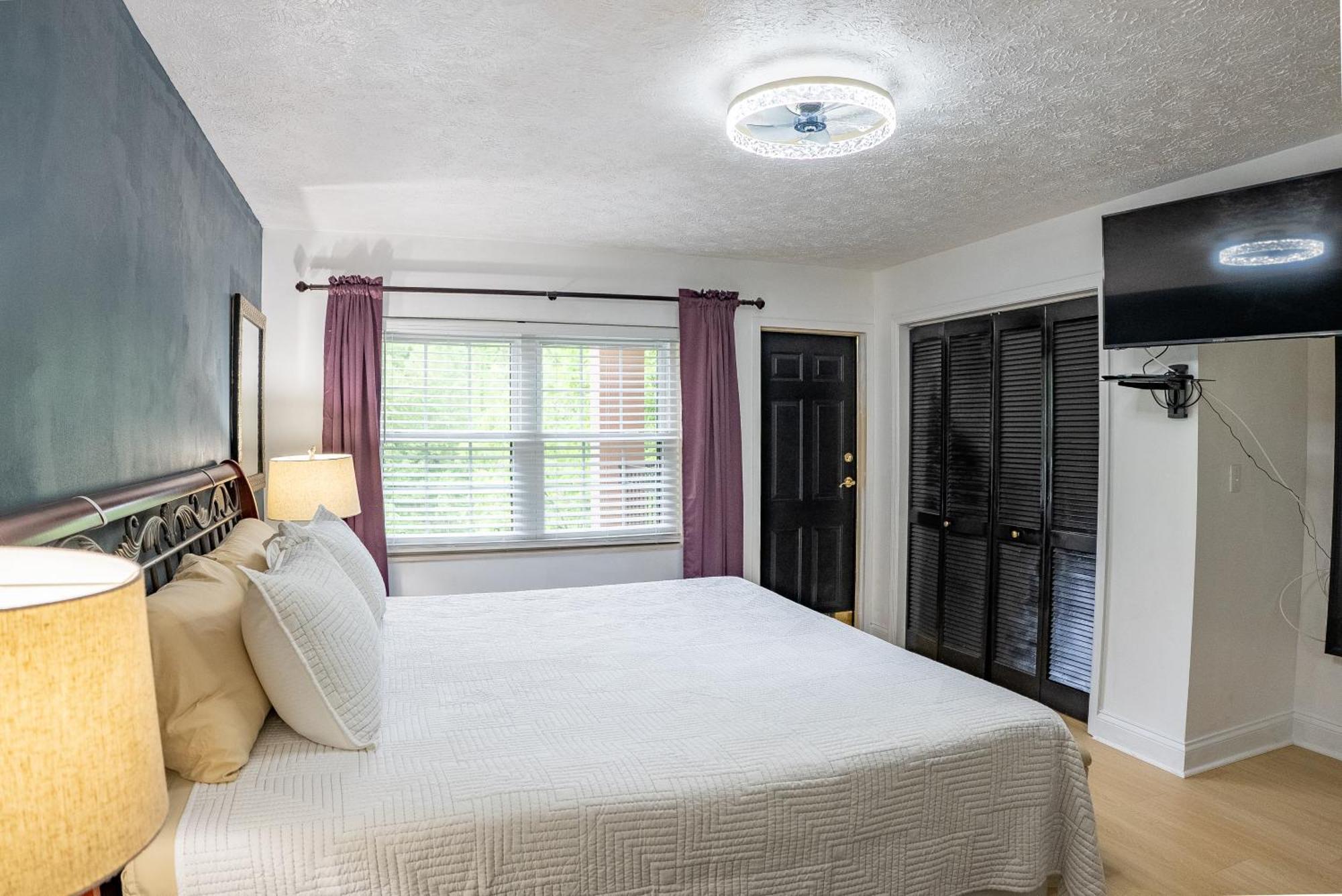 Luxurious Condo, Pool, Fireplace, Hiking 개틀린버그 외부 사진